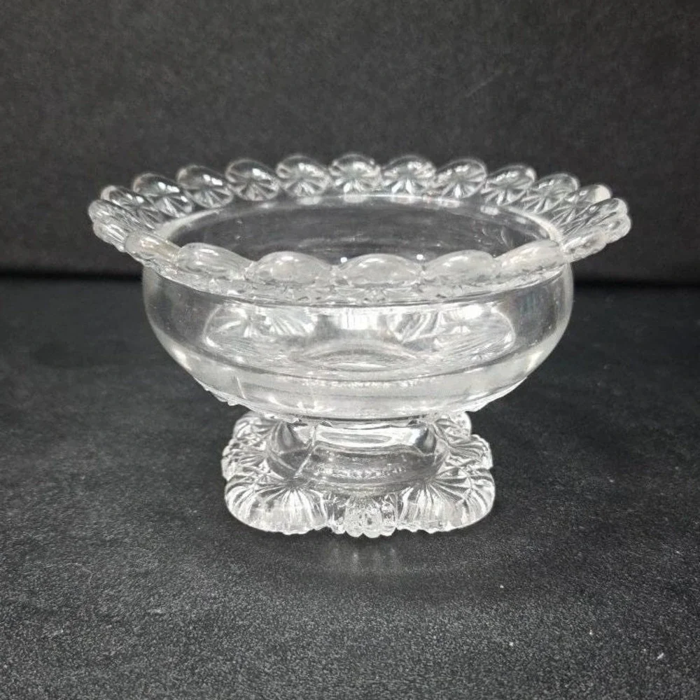 EAPG Glade & Star Cut Glass Berry Bowl, Vintage Dessert Dish Glassware Tableware